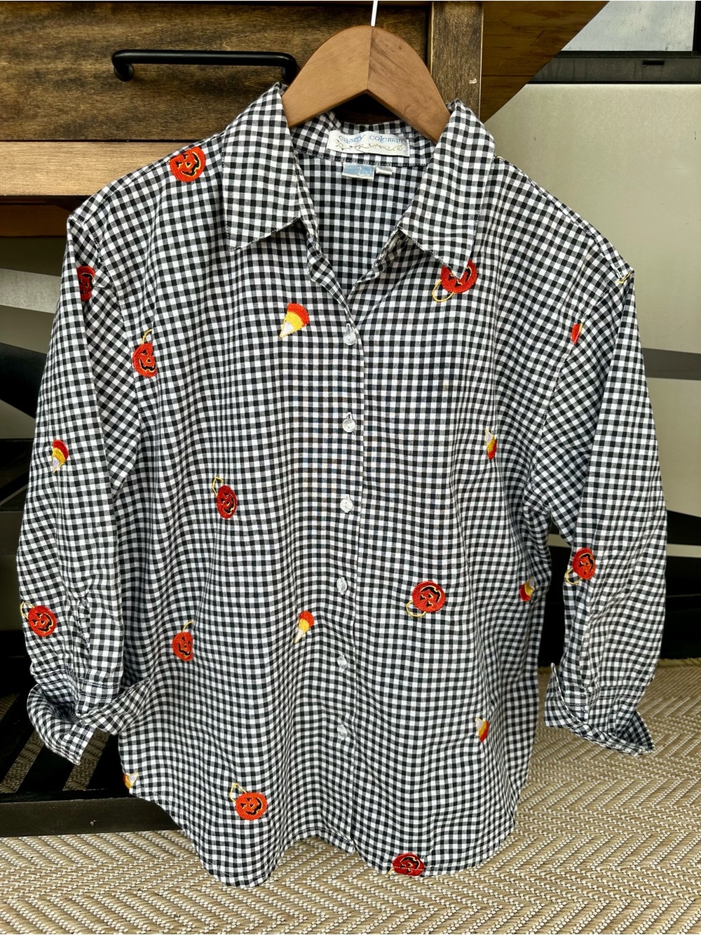 Women’s Vintage Halloween Shirt